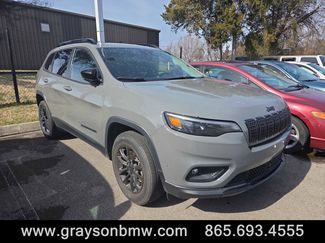 Used 2023 Jeep Cherokee Altitude Lux video 1