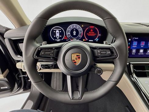 New 2026 Porsche Panamera image 17