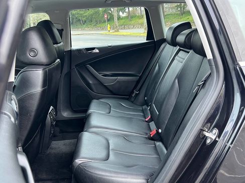 Used 2008 Volkswagen Passat Komfort image 16