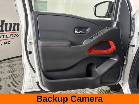 Used 2022 Nissan Frontier PRO-4X AWD/4WD image 10