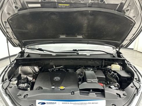 Used 2017 Toyota Highlander XLE AWD/4WD image 27