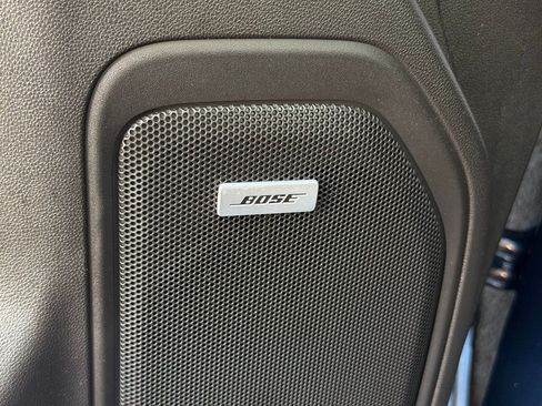 Used 2022 Chevrolet Silverado 1500 LTZ AWD/4WD image 29