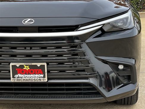 Used 2025 Lexus TX 350 350 Premium w/Pano-Roof/Tech P image 8