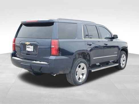 Used 2019 Chevrolet Tahoe LT w/ LT Signature Package image 4