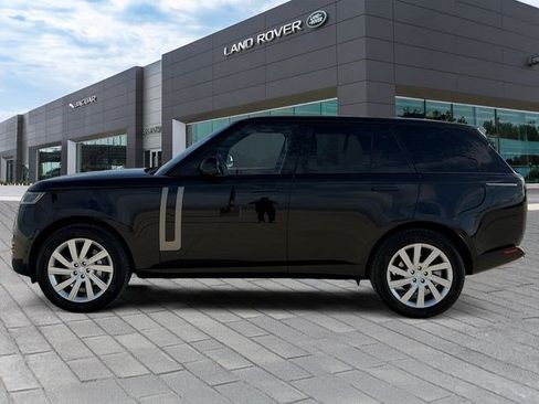 Certified 2023 Land Rover Range Rover SE AWD/4WD image 2