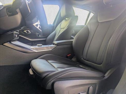 Used 2025 BMW 330i Sedan w/ M Sport Package image 4