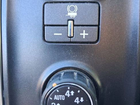 Used 2015 Chevrolet Silverado 1500 LTZ image 11