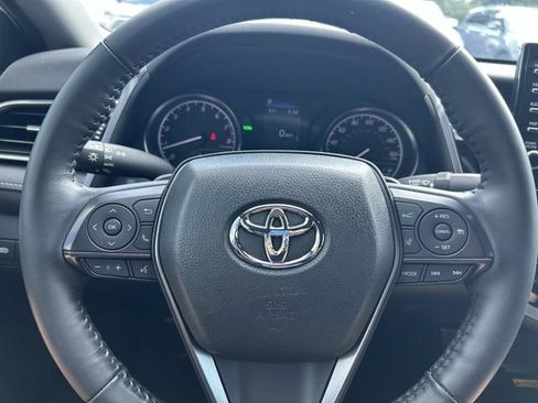 Used 2024 Toyota Camry SE w/ Cold Weather Package FWD image 29