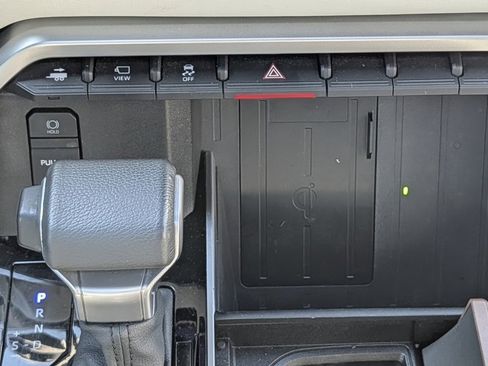 Used 2024 Toyota Sequoia Capstone image 33