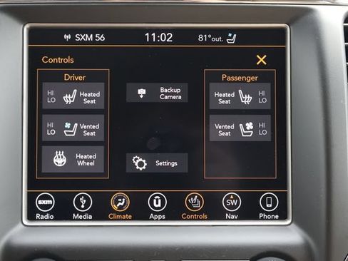 Used 2018 Jeep Grand Cherokee Overland AWD/4WD image 10
