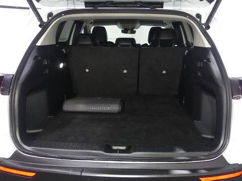 Used 2024 MAZDA CX-50 AWD 2.5 S w/ Preferred Package image 9