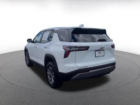Used 2025 Chevrolet Equinox LT FWD image 9