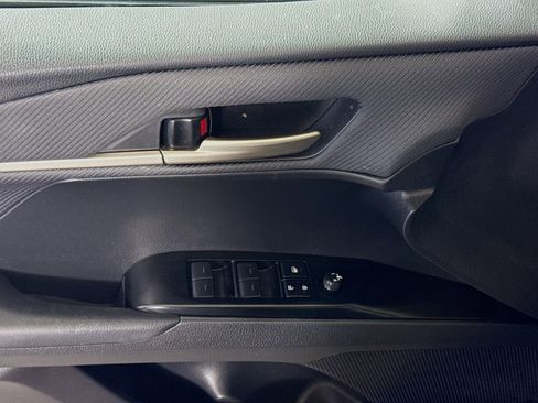 Used 2025 Toyota Camry SE FWD image 24