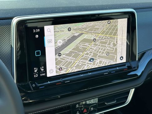 New 2026 Volkswagen Atlas Cross Sport SEL Premium R-Line image 25