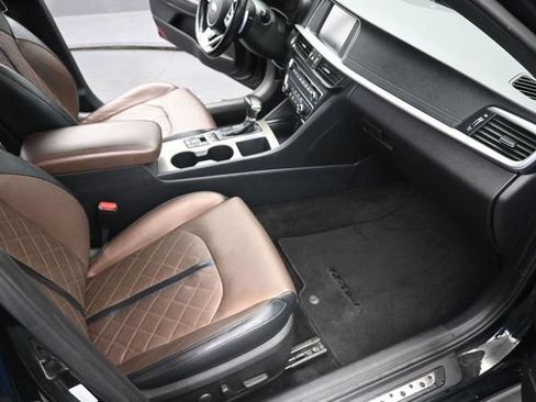 Used 2019 Kia Optima SX w/ SX Limited (Bronze) Package FWD image 21
