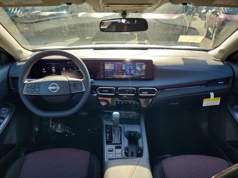 New 2026 Nissan Sentra SR w/ Floor Mat Package FWD image 22