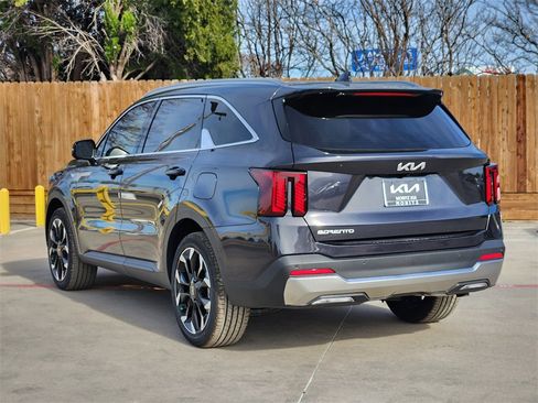 New 2026 Kia Sorento SX image 3
