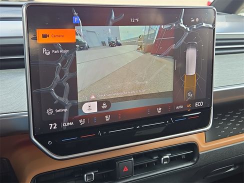 New 2025 Volkswagen ID. Buzz Pro S image 21