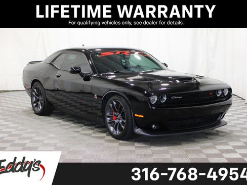 Used 2022 Dodge Challenger R/T Scat Pack RWD image 1
