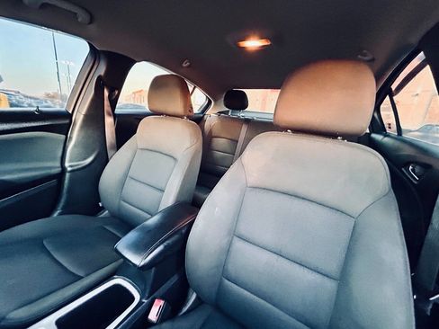 Used 2016 Chevrolet Cruze LS image 12