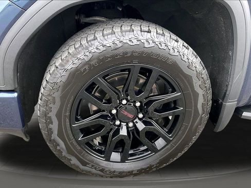 Used 2021 GMC Sierra 1500 Elevation w/ X31 Off-Road Package image 9