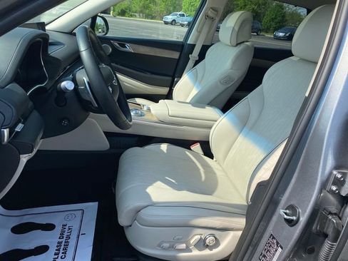 Used 2023 Genesis GV80 3.5T w/ Advanced Package AWD/4WD image 18