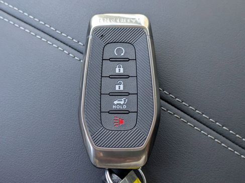 New 2026 INFINITI QX60 Luxe w/ Family Package image 34