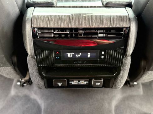 Used 2022 Jeep Wagoneer Series II image 43