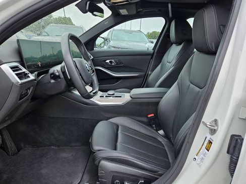 Used 2025 BMW 330i Sedan RWD image 15
