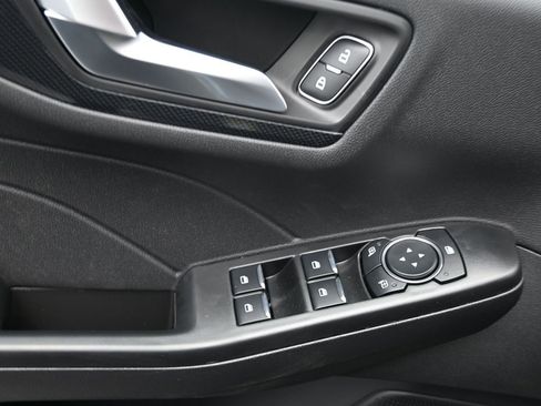 New 2026 Ford Escape ST-Line w/ Cold Weather Package image 17