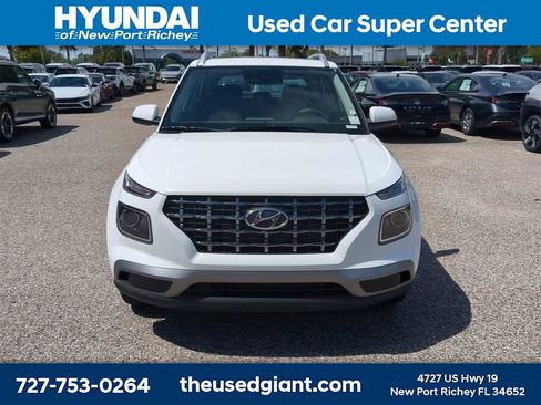 New 2026 Hyundai Venue SEL image 10