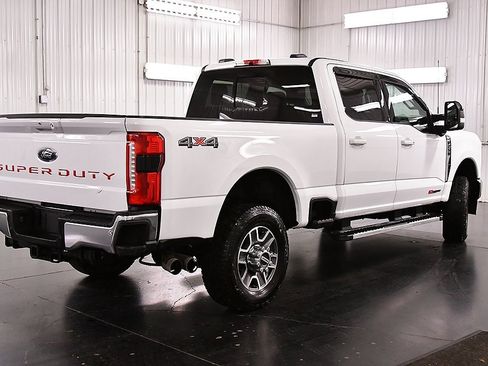 Used 2024 Ford F250 Lariat image 7