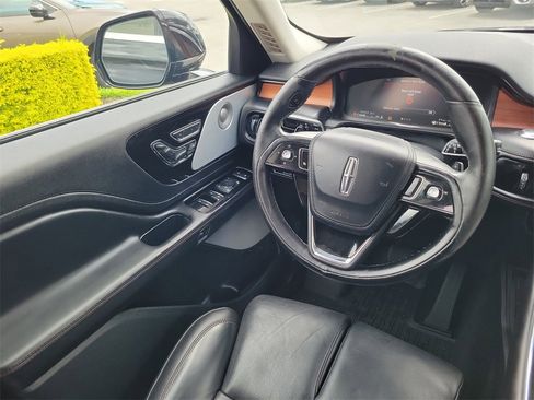 Used 2020 Lincoln Aviator Reserve w/ Equipment Group 202A image 18
