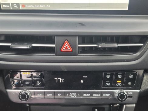 Used 2024 Kia Seltos EX image 20