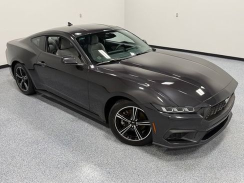 Certified 2024 Ford Mustang Coupe RWD image 35