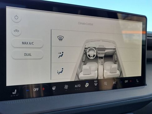 New 2026 Ford Maverick Lobo AWD/4WD image 26