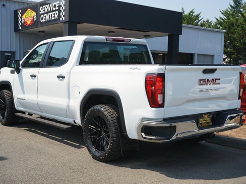 Used 2022 GMC Sierra 1500 Pro w/ Fleet Convenience Package AWD/4WD image 3