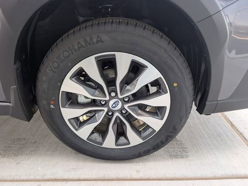 New 2025 Subaru Outback Limited image 25