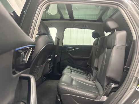 Used 2023 Audi Q7 3.0T Premium Plus w/ Premium Plus Package AWD/4WD image 22