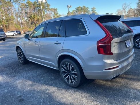 Used 2020 Volvo XC90 T5 Momentum w/ Protection Package Premier image 10