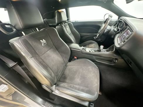 Used 2020 Dodge Challenger R/T Scat Pack w/ Dynamics Package RWD image 26