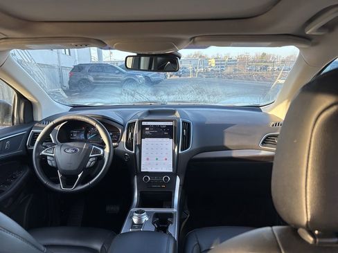 Certified 2024 Ford Edge SEL w/ Convenience Package image 10