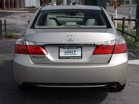 Used 2015 Honda Accord LX image 8