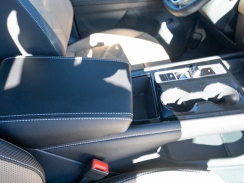 New 2026 Volkswagen Atlas Cross Sport SE image 44