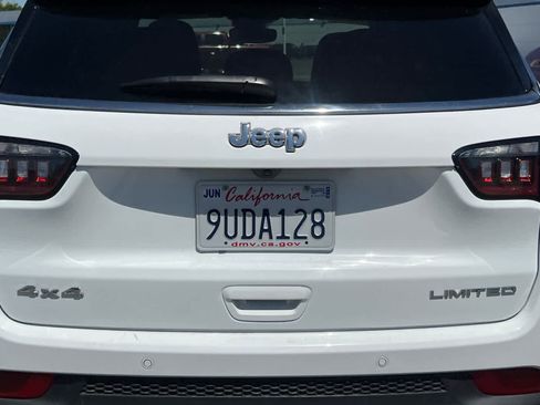 Used 2025 Jeep Compass Limited AWD/4WD image 19