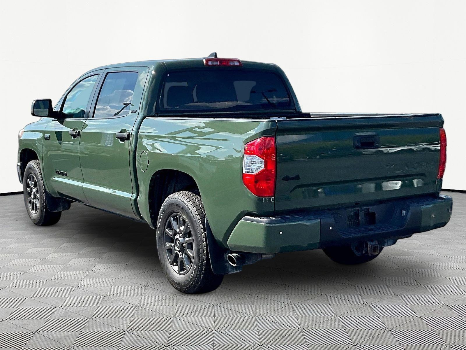 Used 2021 Toyota Tundra SR5 w/ Trail Edition AWD/4WD image 4