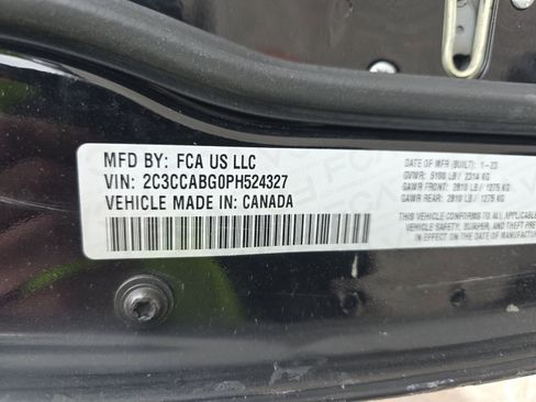 Used 2023 Chrysler 300 S RWD image 7
