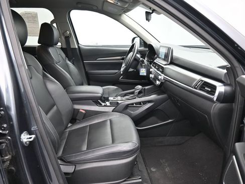 Used 2022 Kia Telluride LX AWD/4WD image 34