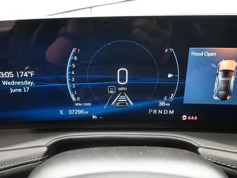 Used 2024 Cadillac XT4 Premium Luxury FWD image 14