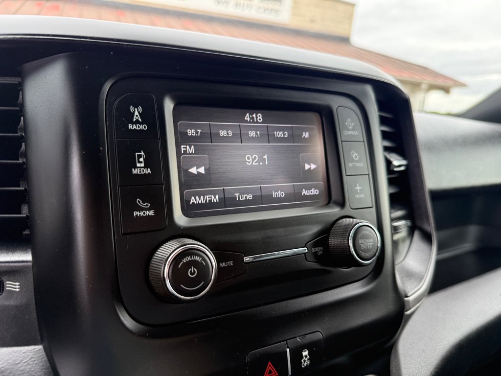 Used 2022 RAM 3500 Tradesman w/ Chrome Appearance Group AWD/4WD image 31